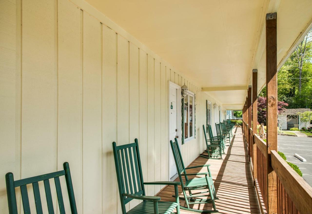 Boxwood Lodge Blowing Rock Near Boone-University ภายนอก รูปภาพ